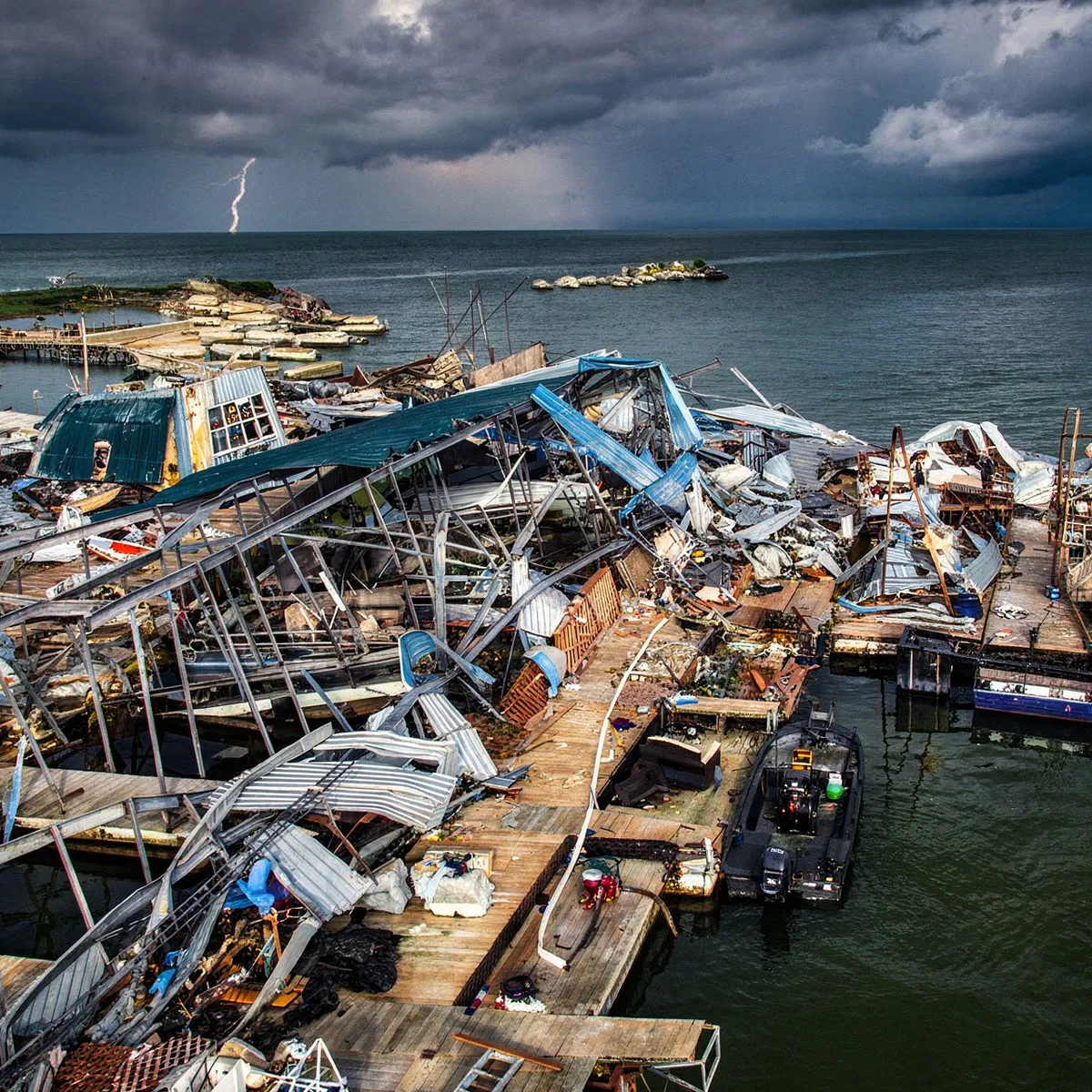 storm-damaged-dock-repairs-01b
